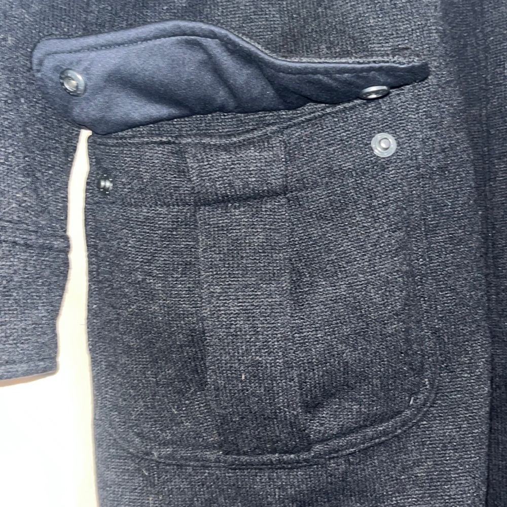 Patagonia Black Womens Hooded Coat - Picture 3 of 8